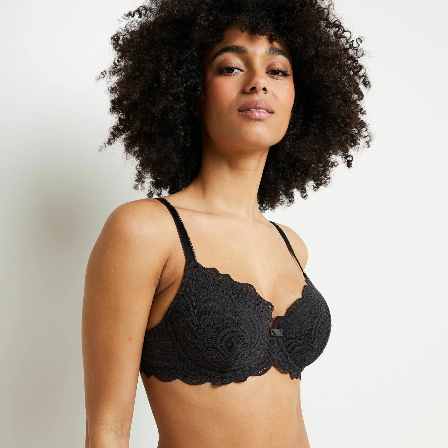 SOUTIEN-GORGE AMPLI EMBOITANT NOIR – Image 2