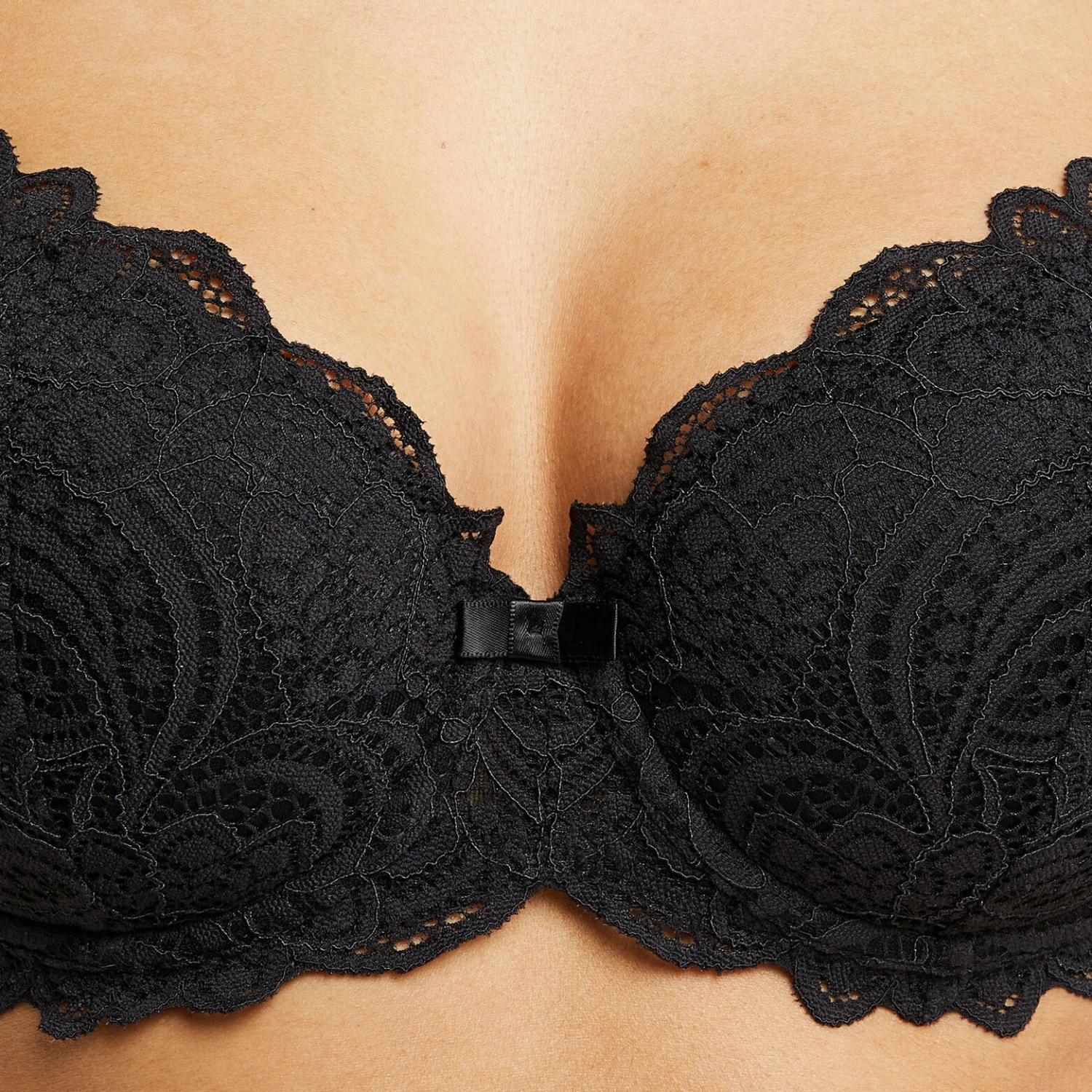 SOUTIEN-GORGE AMPLI EMBOITANT NOIR – Image 3