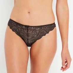 CULOTTE DENTELLE NOIR