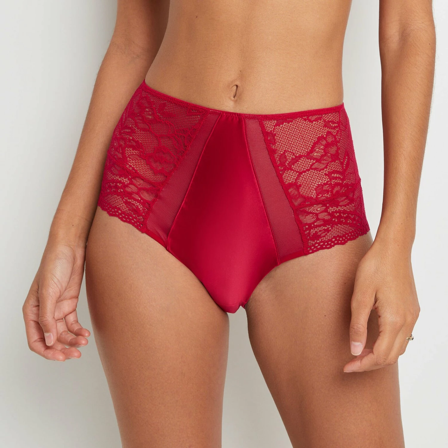 CULOTTE TAILLE HAUTE DENTELLE ROUGE