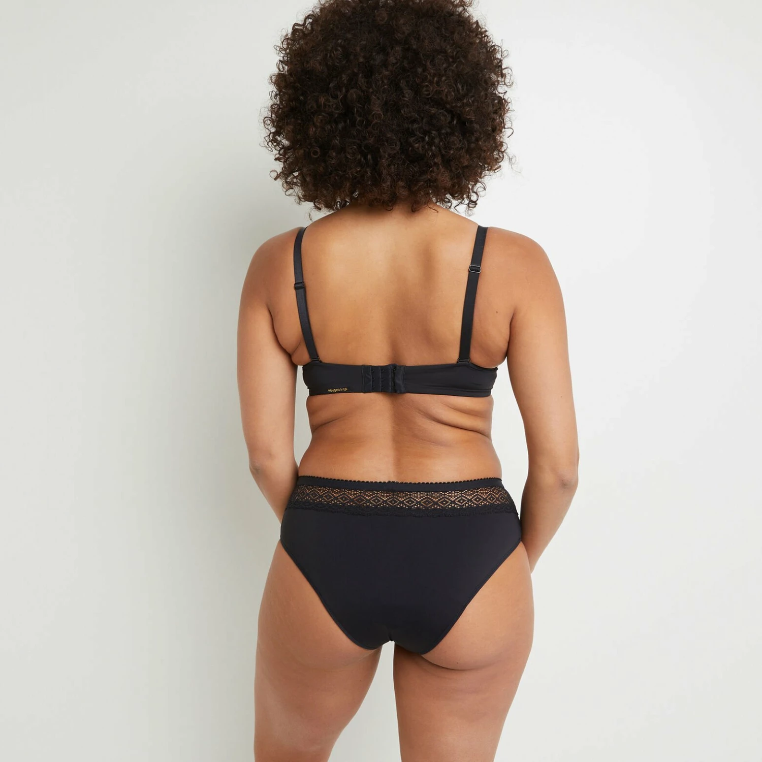 SHORTY MENSTRUEL FLUX MOYEN NOIR – Image 3