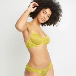 SOUTIEN-GORGE EMBOITANT DENTELLE JAUNE
